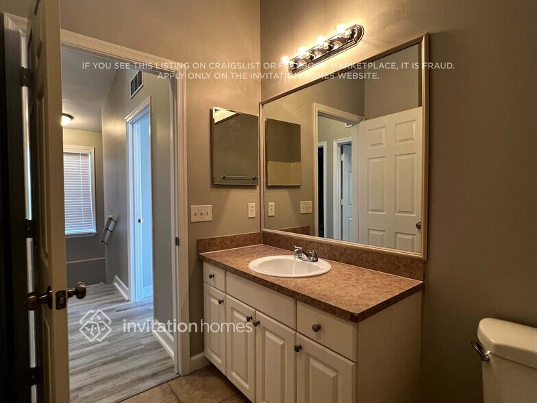 Building Photo - 172 Carol Susan Ln