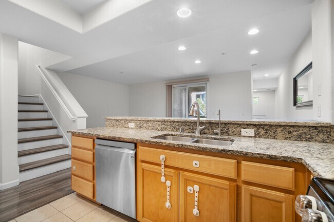 Building Photo - 628 Boardwalk Way