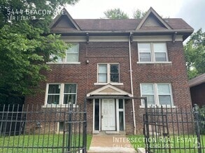 Building Photo - 5444 Beacon Ave