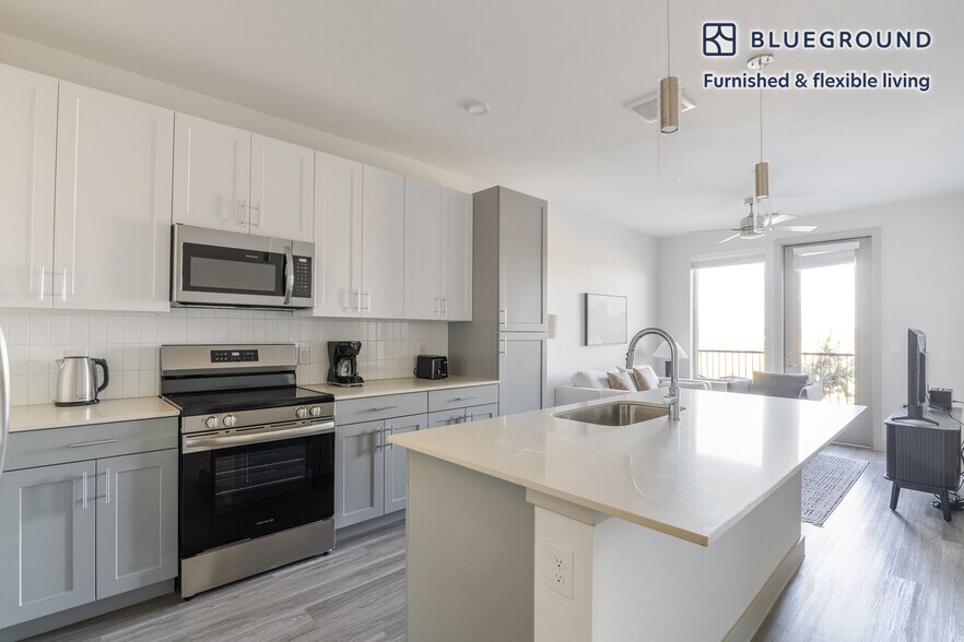 Building Photo - 11600 Spirit Dr