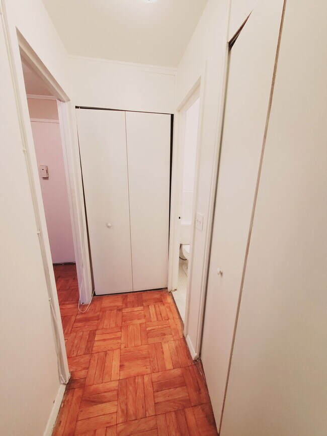 Building Photo - 99 Prospect St