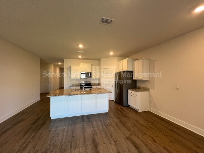Building Photo - 4084 Blaney Ln