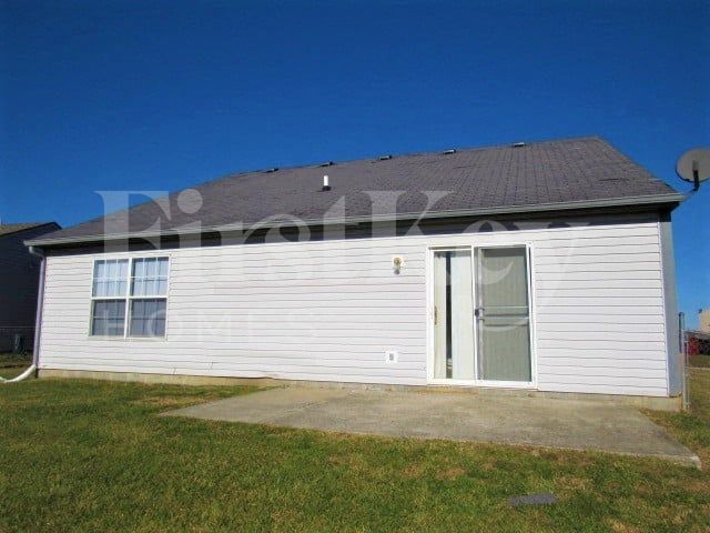 Building Photo - 10235 Lone Wolf Dr