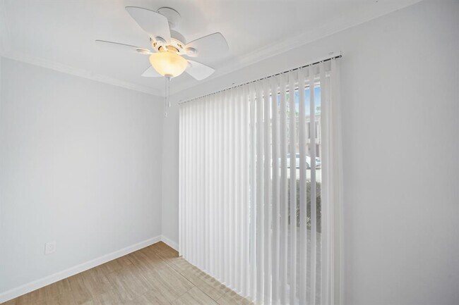 Building Photo - 12633 Memorial Dr