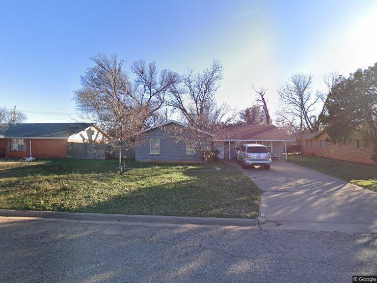 Building Photo - 3913 Concord Dr