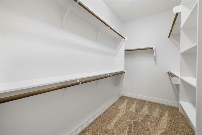 Building Photo - 416 Blue Waterleaf Ln