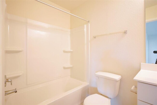 Building Photo - 145 Cocao Ct