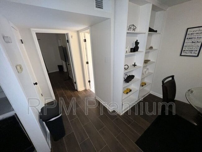 Building Photo - 4547 Alvin Dark Ave