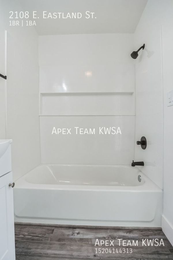 Building Photo - 2108 E Eastland St