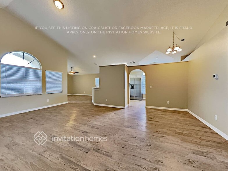 Building Photo - 12864 Maribou Cir