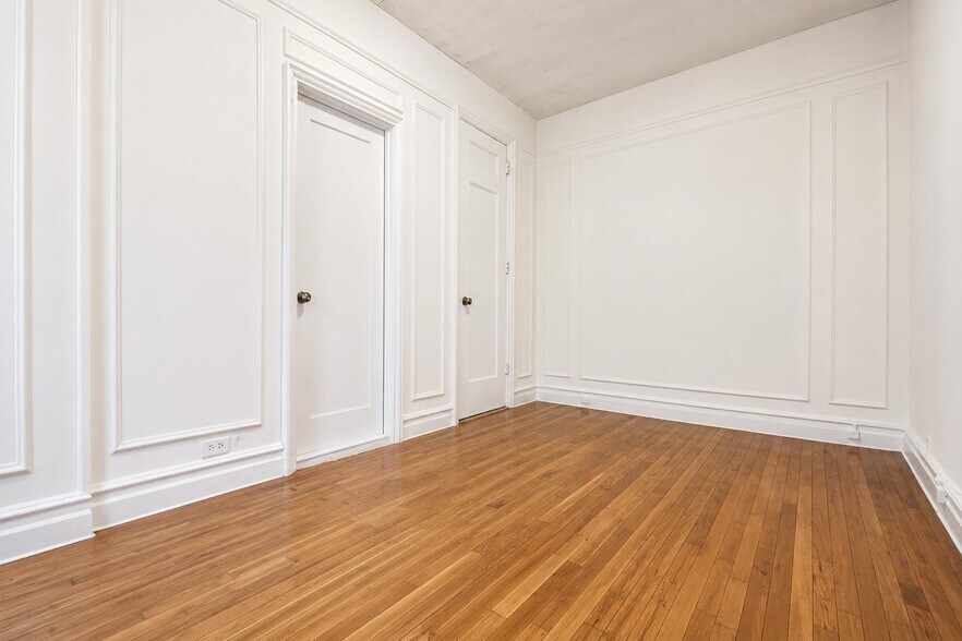 Building Photo - 45 Tiemann Pl