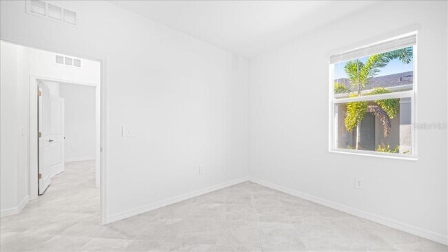 Building Photo - 14694 White Pearl Rd