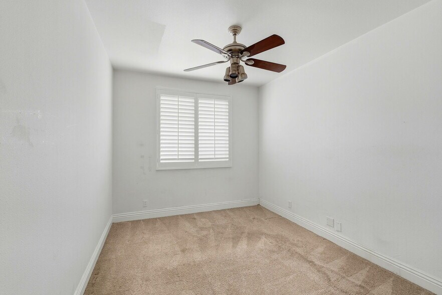Building Photo - 26536 Brant Way