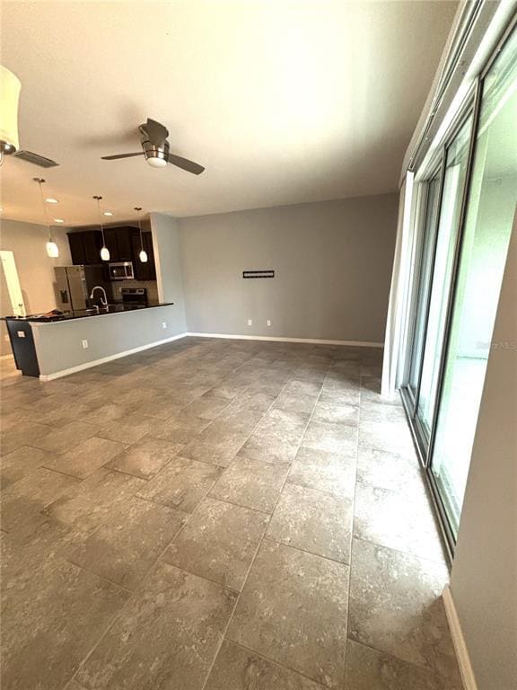 Building Photo - 6433 Baytown Dr