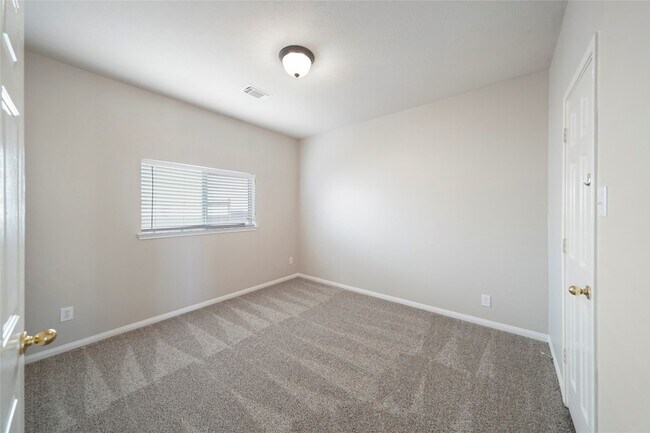 Building Photo - 5602 Beaver Pass Ln