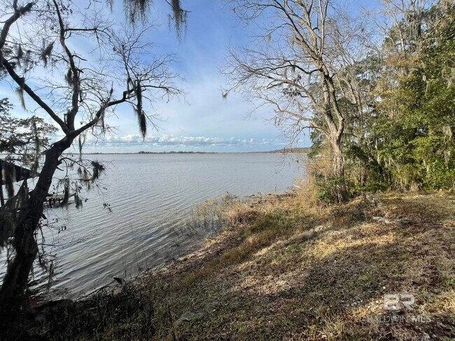 Building Photo - 6621 Purvis Rd