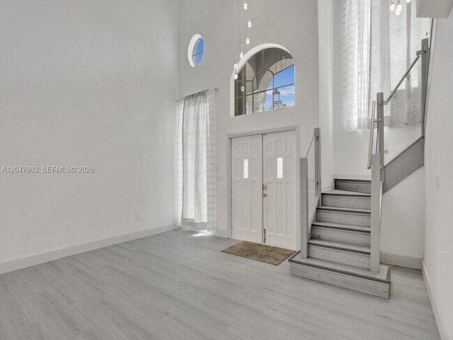 Building Photo - 10813 NW 51st Ln