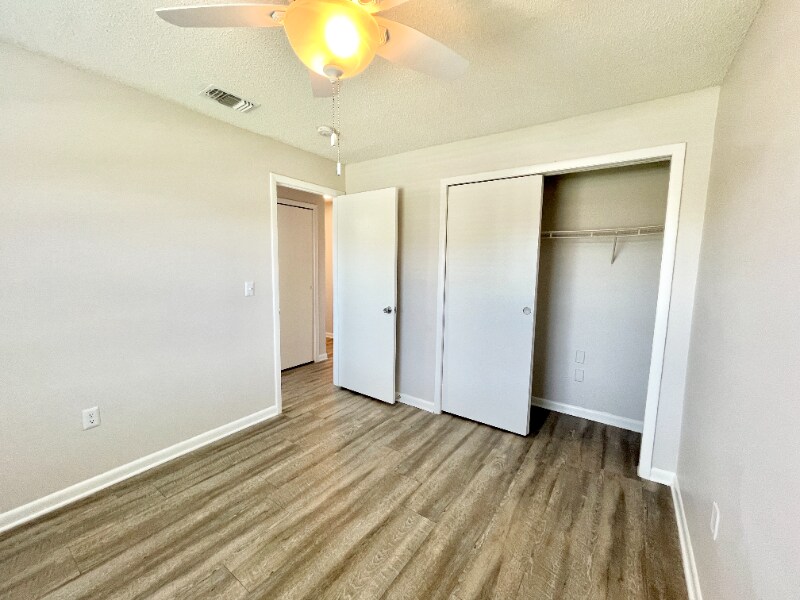 Building Photo - 5107 S Clarice Ct