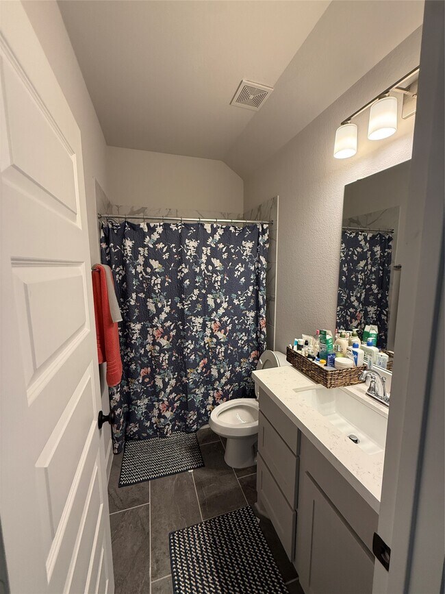 Building Photo - 563 Santa Rosa Hls Dr