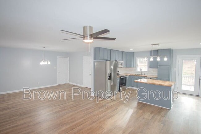 Building Photo - 4723 Dominion Rd