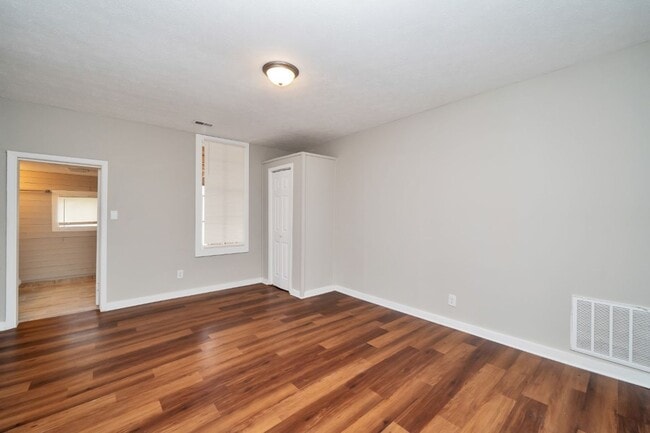 Building Photo - Fully Renovated 3BR/2BA Home in Pell City ...