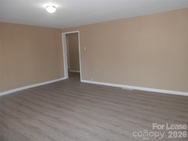 Building Photo - 67 Barber St NW