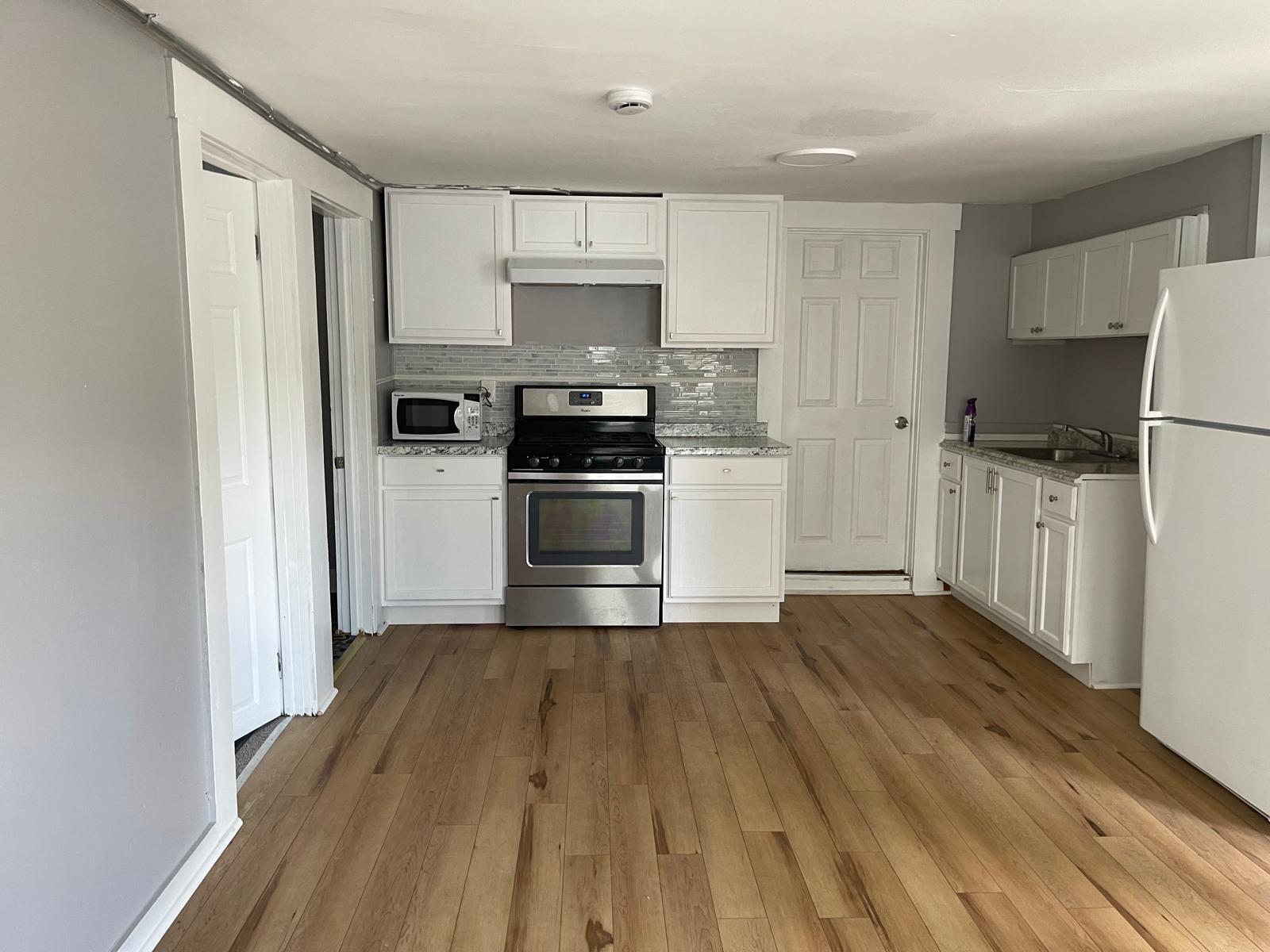 Building Photo - 9 Chester St