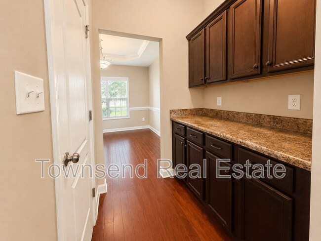 Building Photo - 2817 Blockade Runner Dr