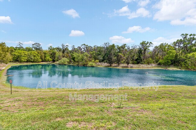 Building Photo - 1611 NW 29 Rd