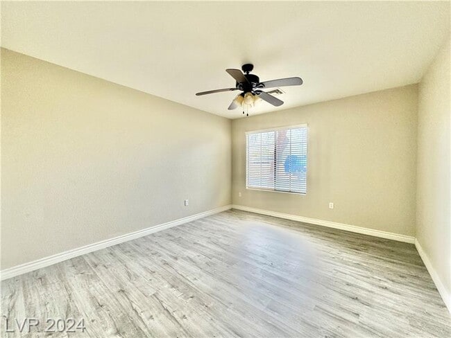 Building Photo - 4819 S Torrey Pines Dr