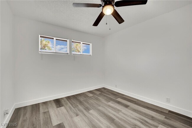 Building Photo - 2904 Marlin Ave
