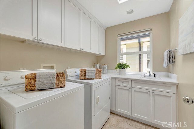 Building Photo - 509 W Balboa Blvd