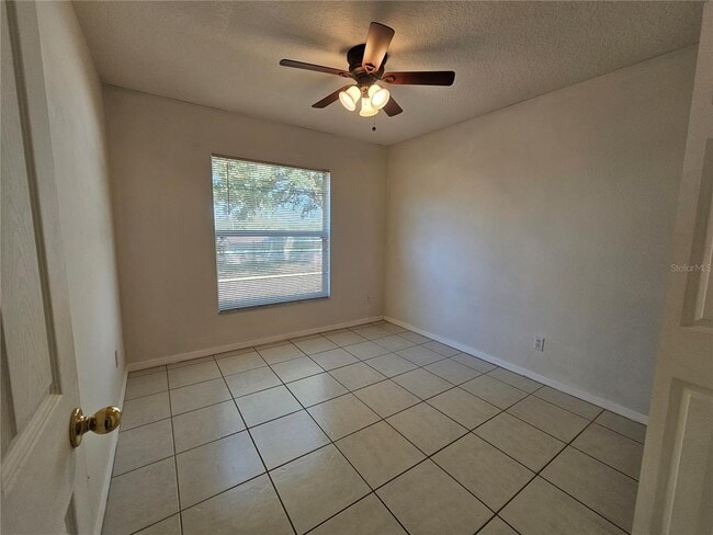 Building Photo - 13305 Pinyon Dr