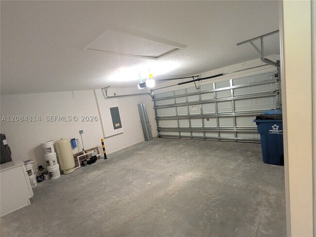 Building Photo - 1329 Biarritz St NW