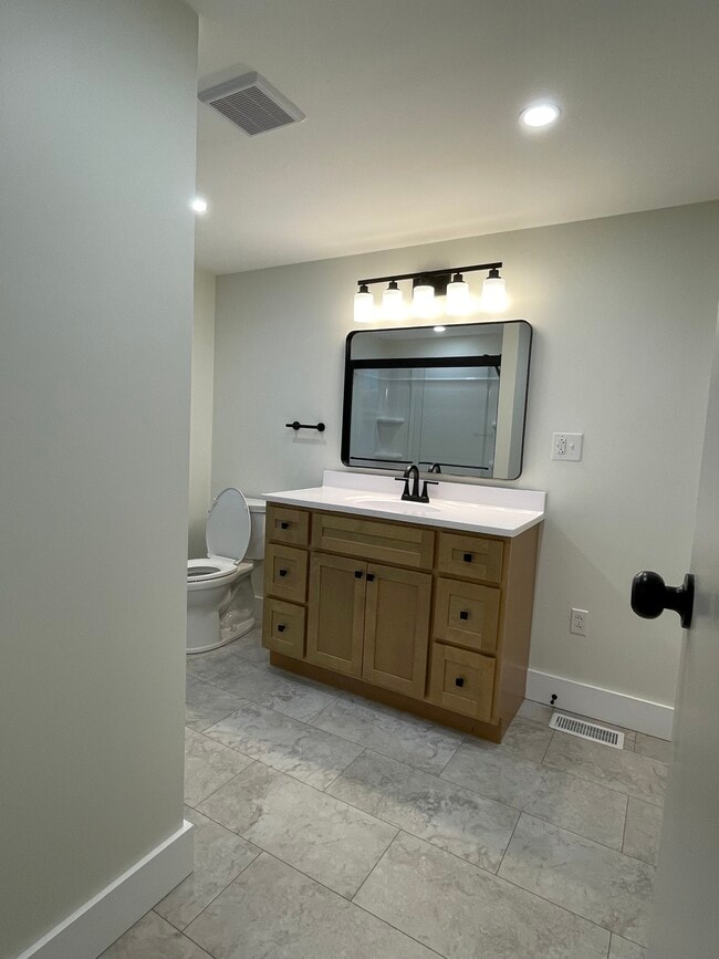 Building Photo - 21335 Green Spring Rd