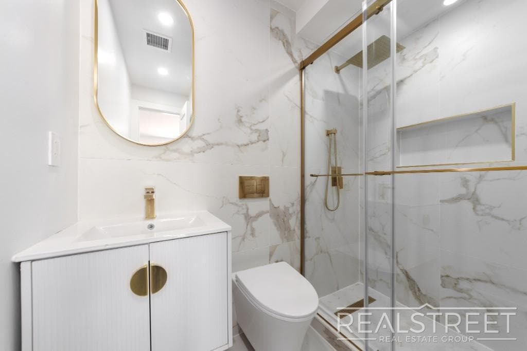 Building Photo - Brand New 3 Bed 2 Bath in Bed Stuy Townhouse!