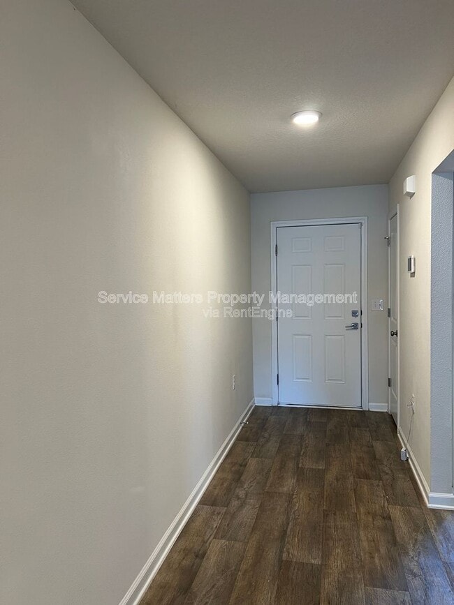 Building Photo - 4080 Roosevelt Way