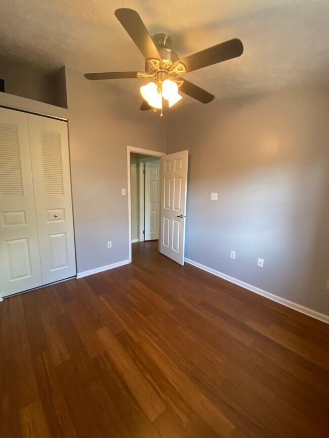 2nd Bedroom - 2519 Hawthorne Dr