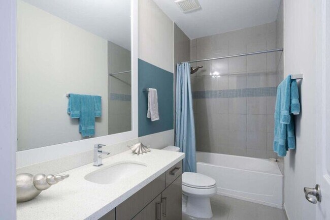 Building Photo - 1932 Juno Landing Ln