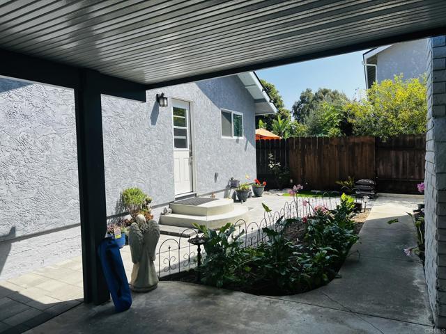 Building Photo - 2806 Atadero Ct