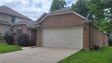 Building Photo - 3825 Evergreen Way