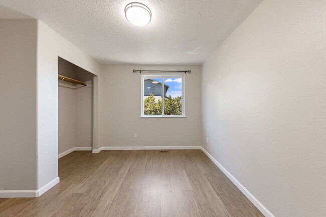 Building Photo - Updated 3 bedroom home with garage