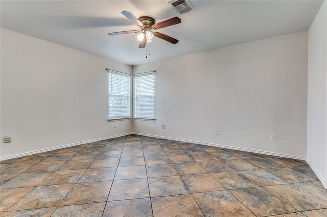 Building Photo - 13620 Lyndon B Johnson St