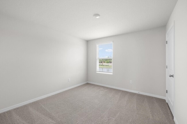 Building Photo - Spacious 5 Bedroom in Parrish!