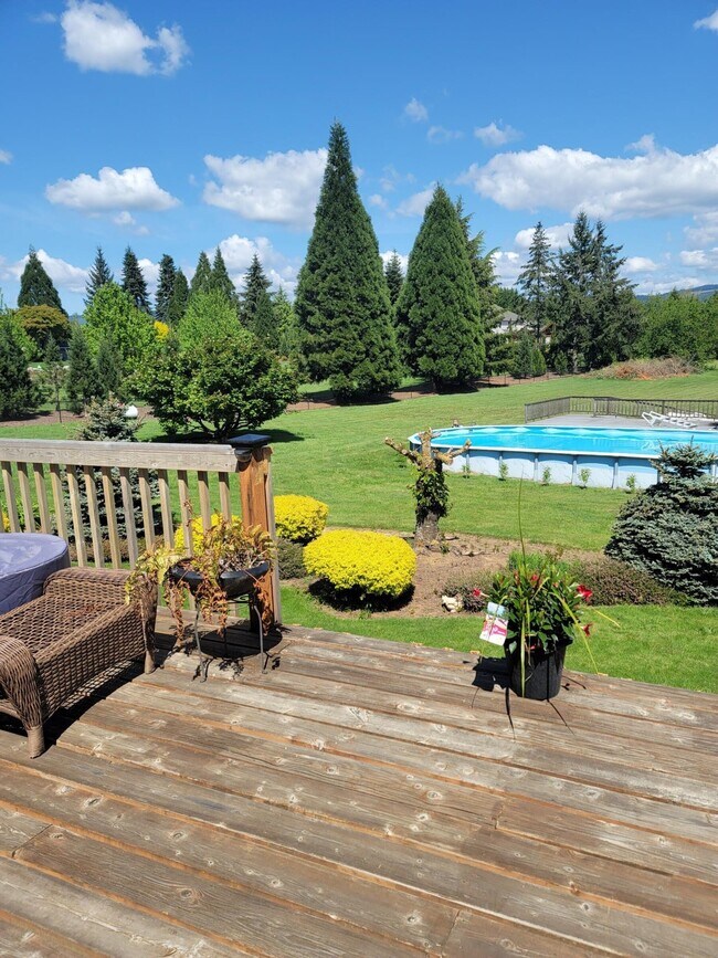 Building Photo - 18113 NE 201st Ct