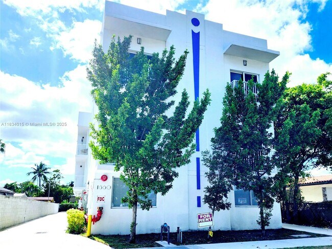 Building Photo - 1860 NW 24th Ave