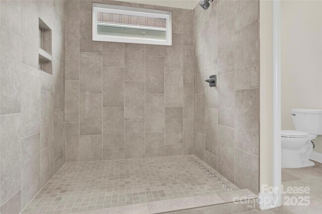 Building Photo - 4718 Anise Cir