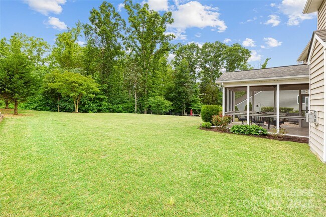 Building Photo - 9229 Perseverance Dr