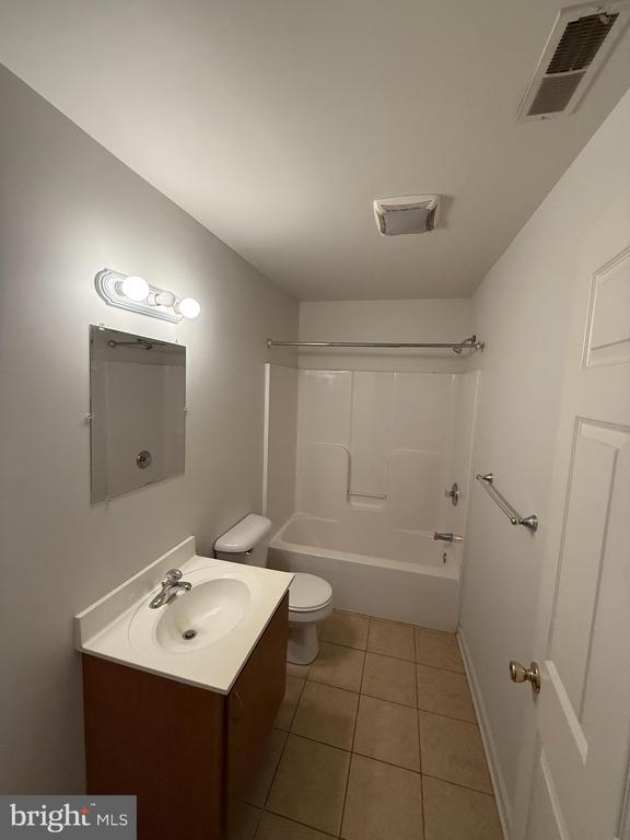 Building Photo - 1804 N 18th St