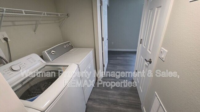 Building Photo - 4231 Charleston Dr